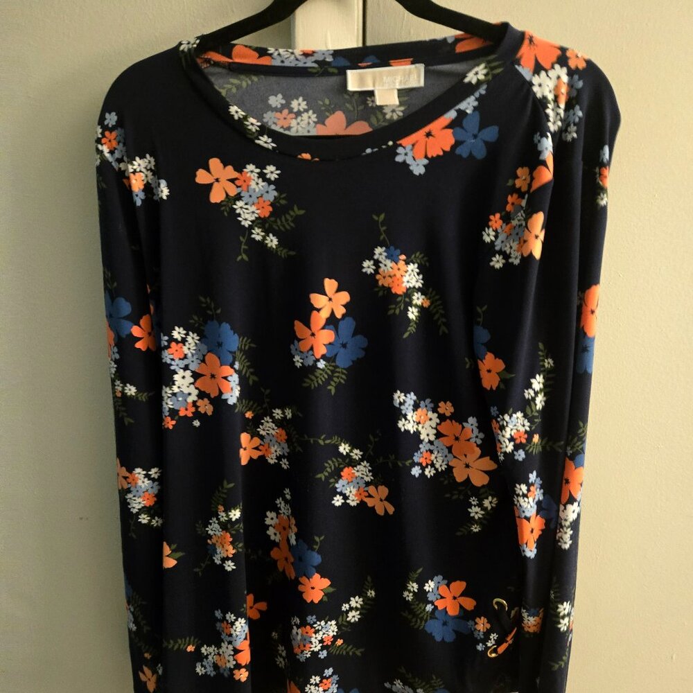 🌸 Michael Kors Floral Long Sleeve Top – Size Large (Never Worn!) 🌸